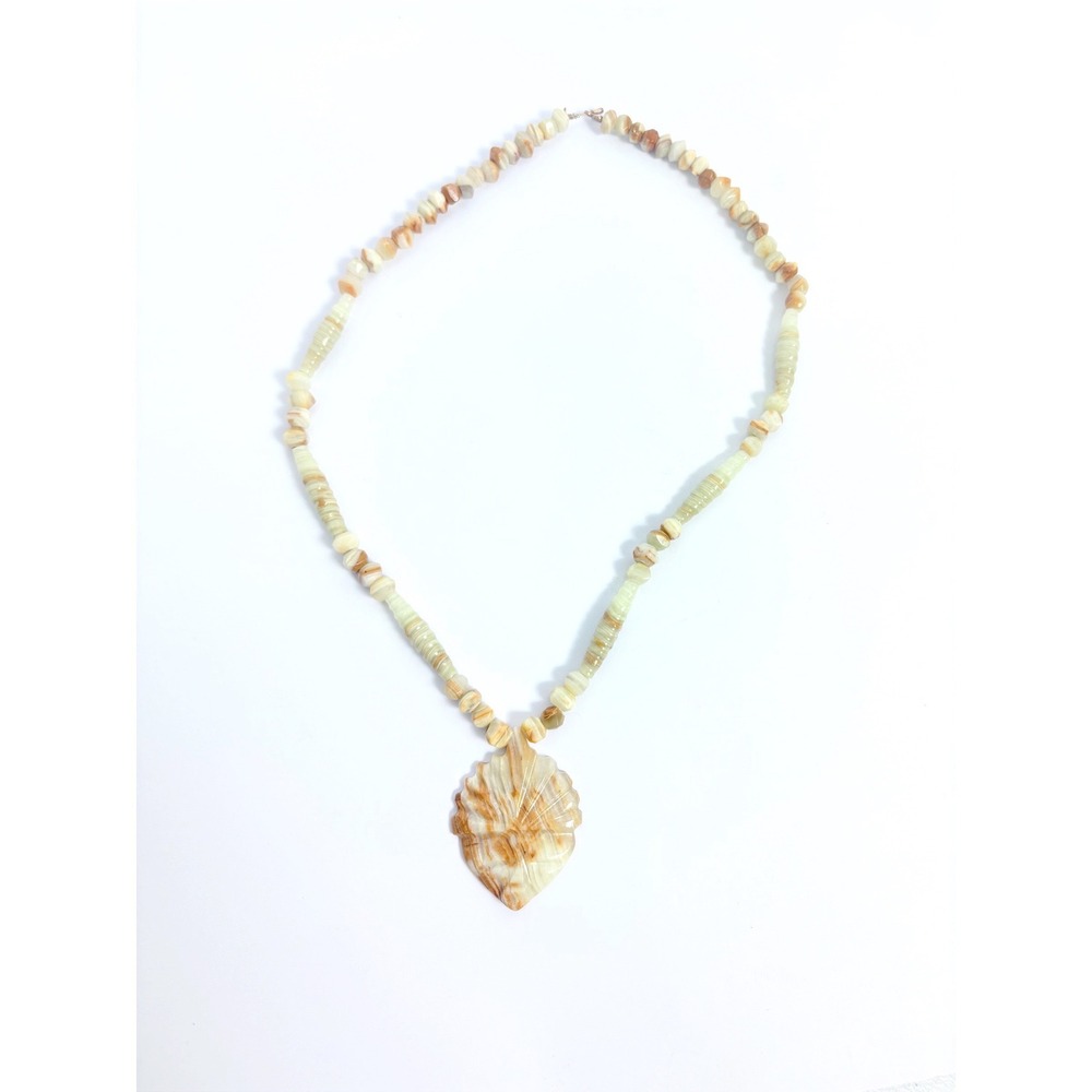 70s Vintage Carved Mexican Beaded Onyx / Calcite Pendant Necklace 80s Unisex